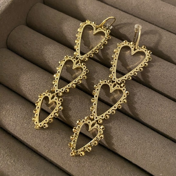 Kendra Scott Beaded Ansley Heart Statement Earrings - Picture 1 of 5